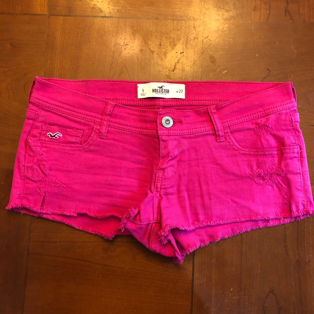 Hollister pink shorts